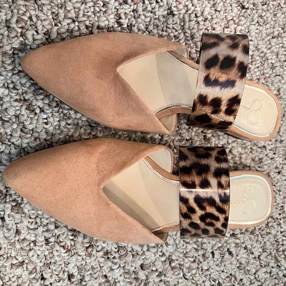 Jessica Simpson Mule - Picture 5 of 6
